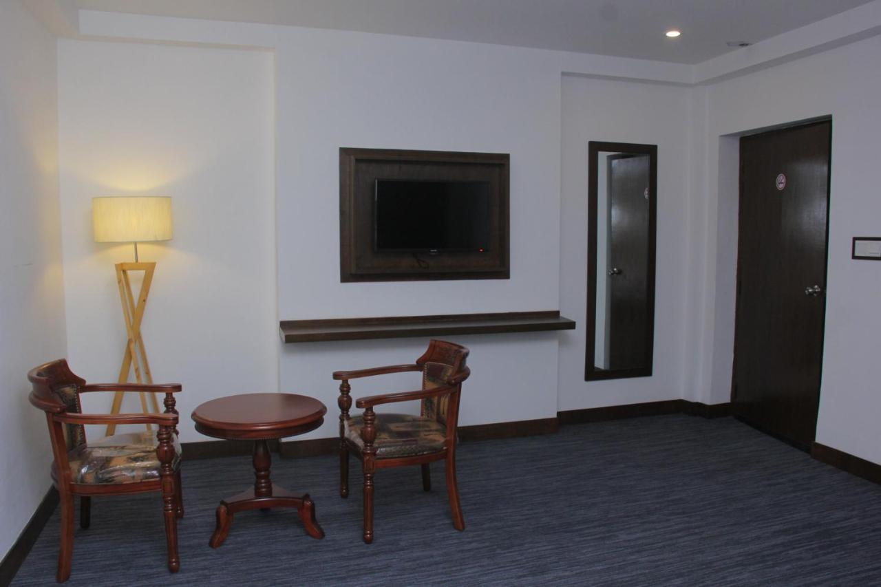 Hotel Zakaria International Dakka Dış mekan fotoğraf