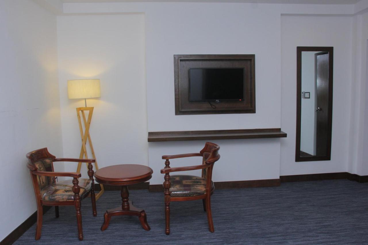 Hotel Zakaria International Dakka Dış mekan fotoğraf